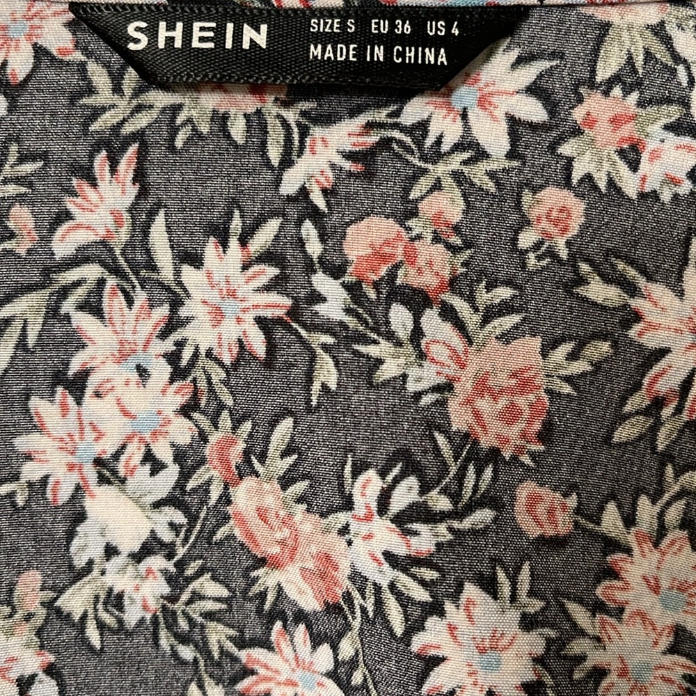 SHEIN Black Floral Wrap Dress - Picture 9 of 12
